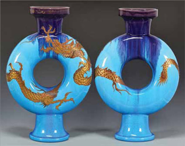 flask form "chinoiserie" vases