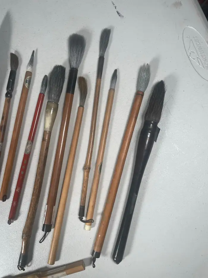 Artisan's Superb Cache of 25 Old Chinese Paint Calligraphy Bamboo Brushes