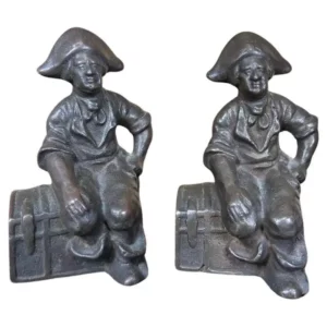 Pair Davy Jones Pirate Treasure Chest Bookends With Skull And Cross Bones Hats